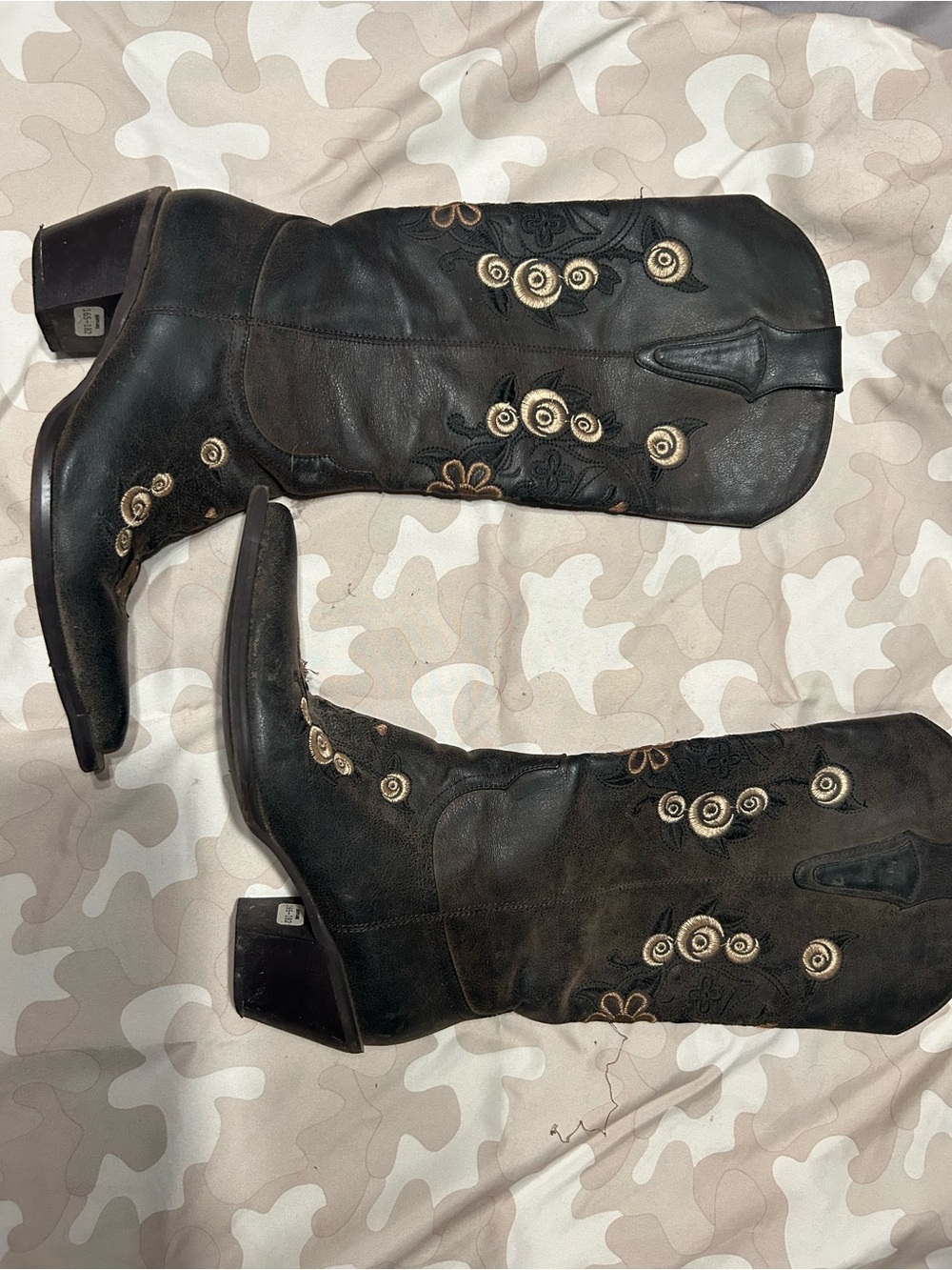 Brown Embroidered Western Boots